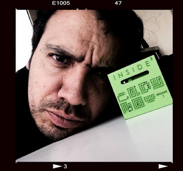 Bien profond Inside le cube…