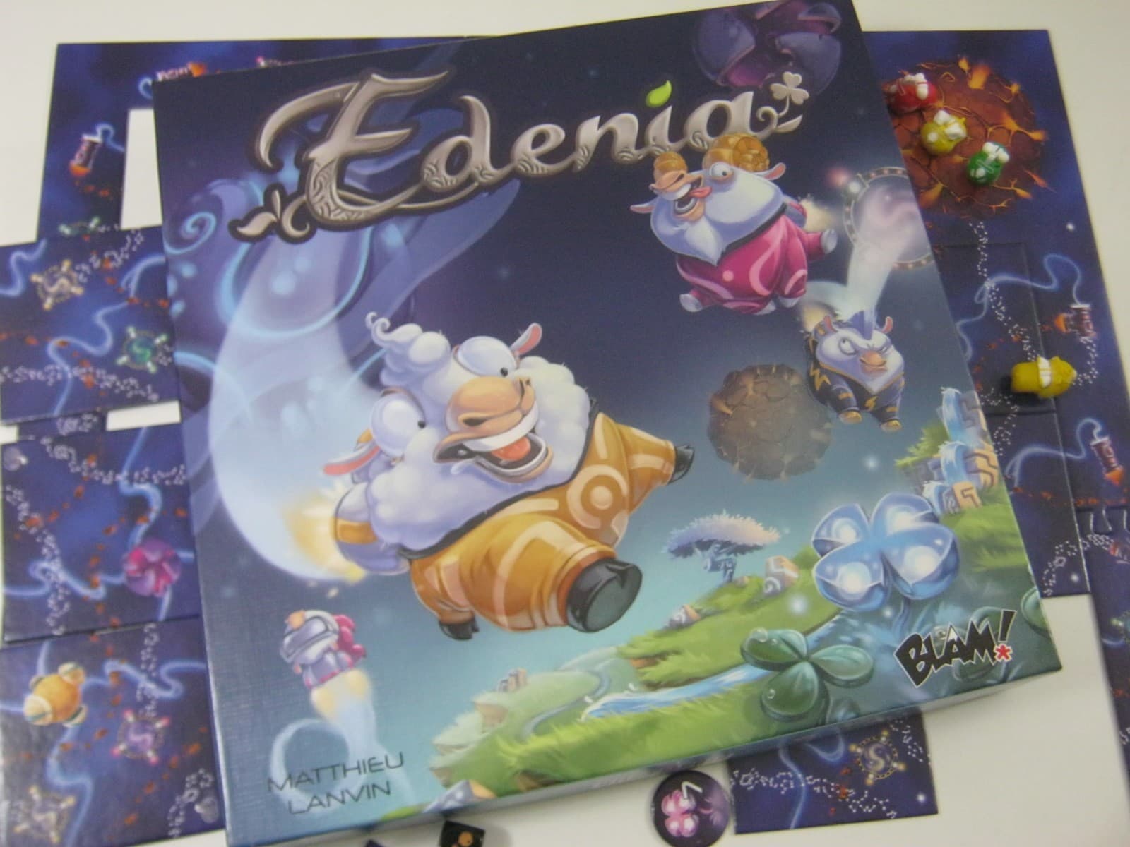 Couverture de l'article : Critique d’Edenia