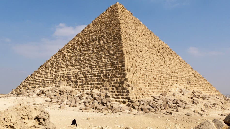Couverture de l'article : MODE D'EMPLOI: Construire une pyramide en 3 étapes simples!