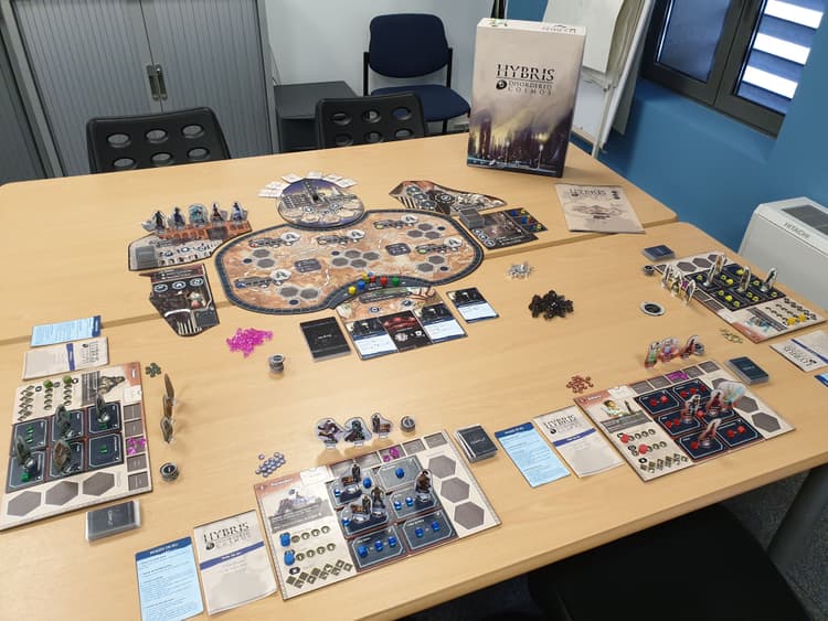 Boîte du jeu : Hybris : Disordered Cosmos